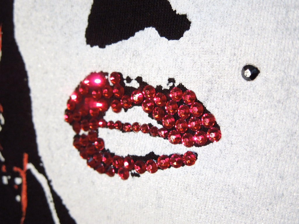 Marilyn Emblem Swarovski��Long T-shirt Black��Red