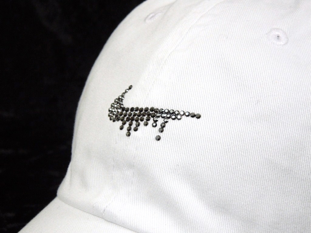 Parody Melt Mark Swarovski Cotton Low Cap White