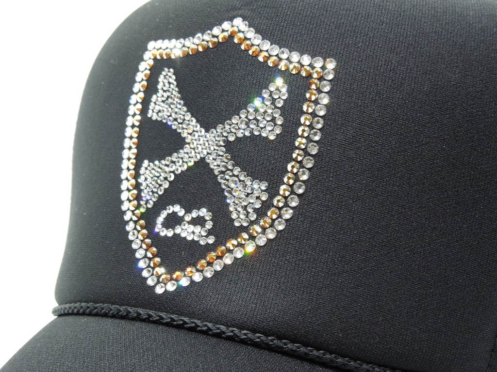 Emblem Cross Bone Swarovski Cap lack