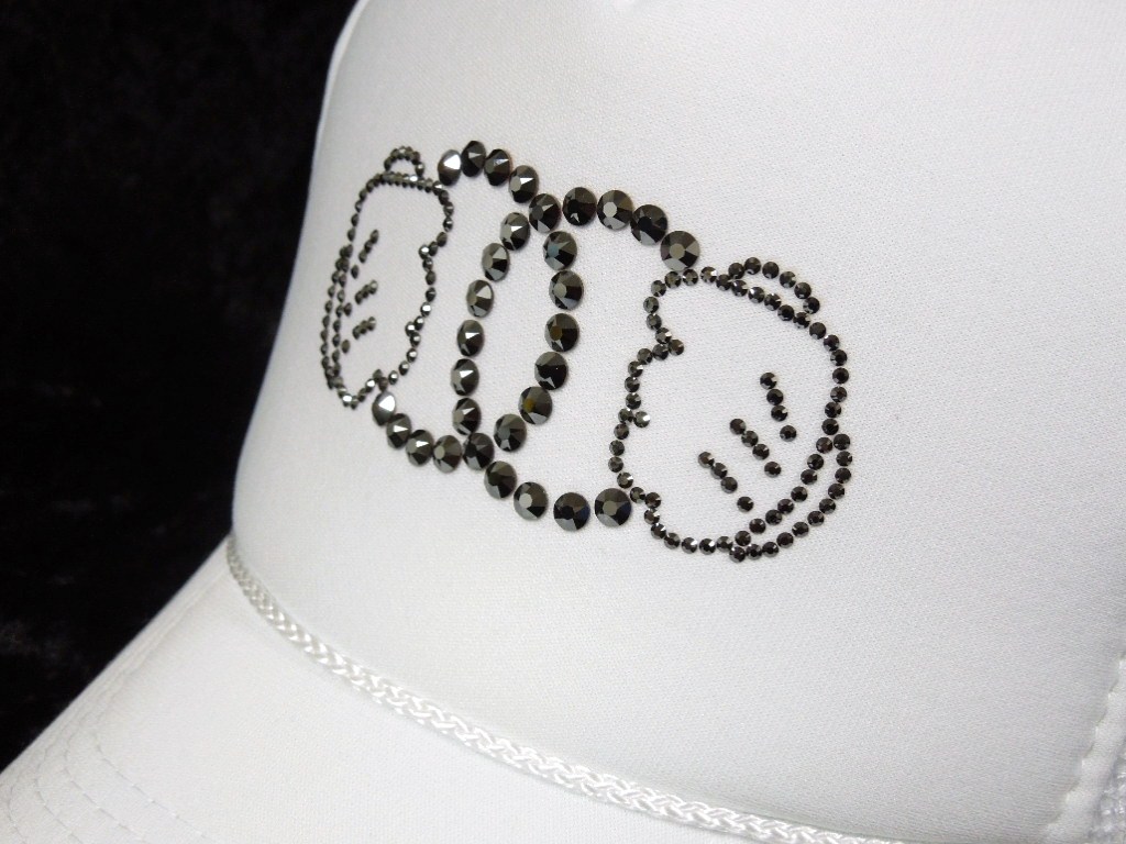 Parody double handed Swarovski cap white