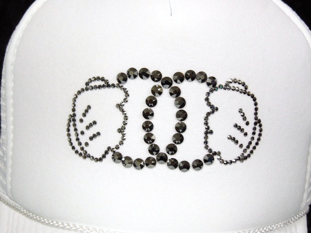 Parody double handed Swarovski cap white