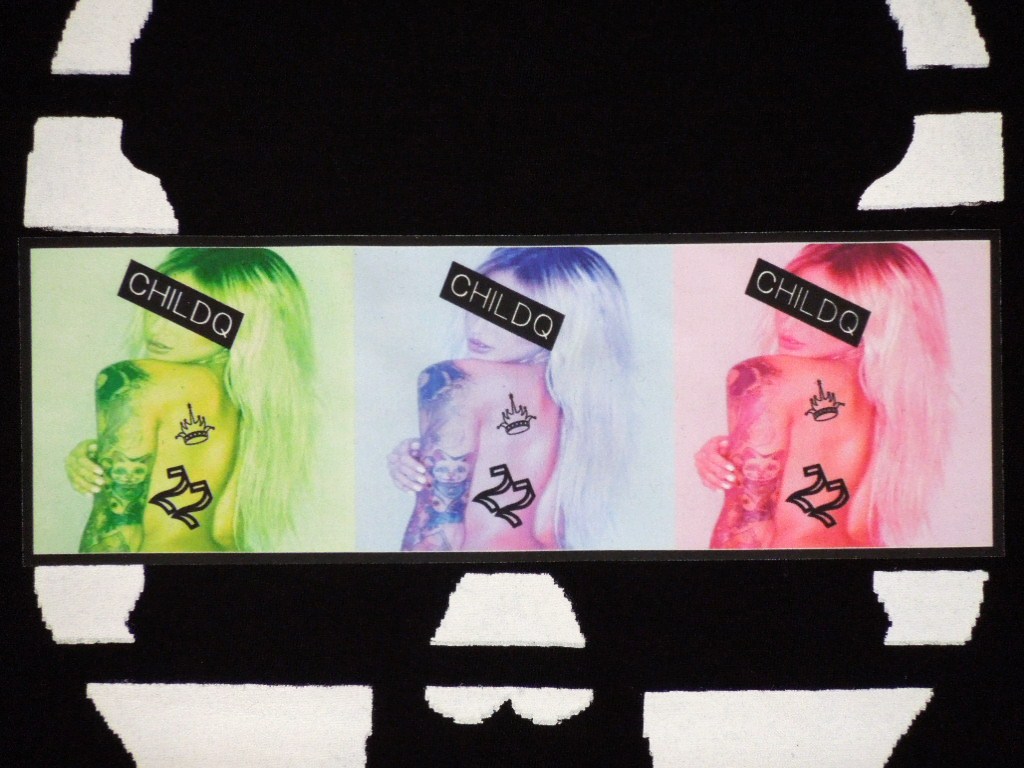 Skull Tattoo Girl NO.22  T-shirt��Black