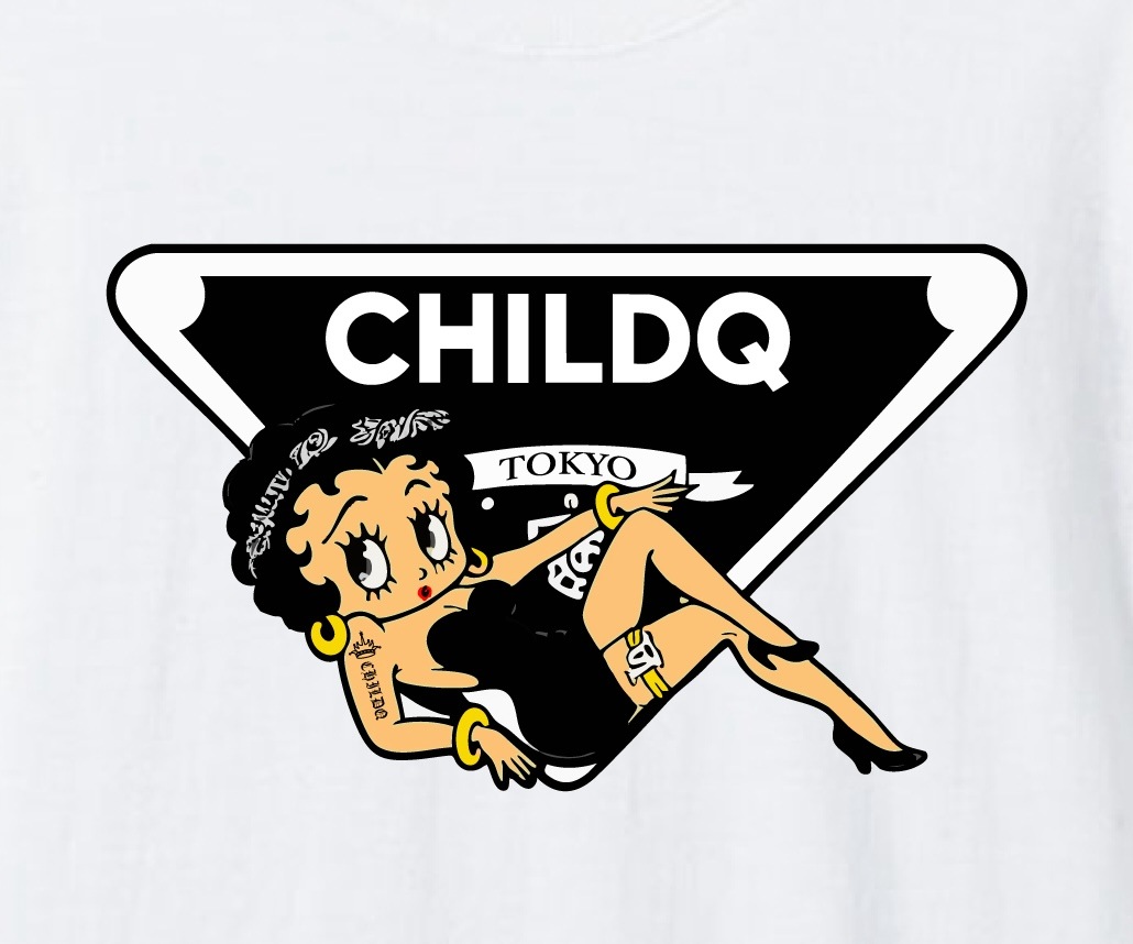 CHILDQ Emblem Betty T-Shirt White