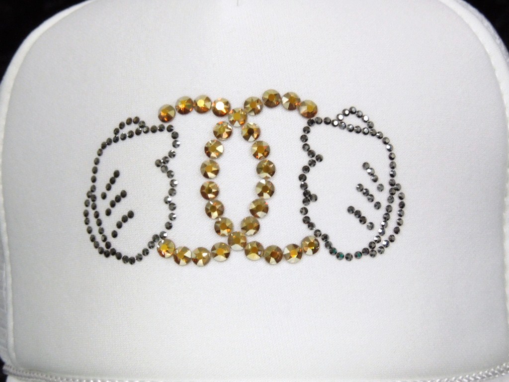 Parody double handed Gold Swarovski cap white��