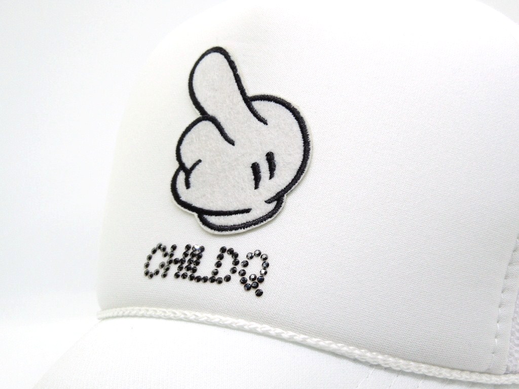 Hand emblem Swarovski white