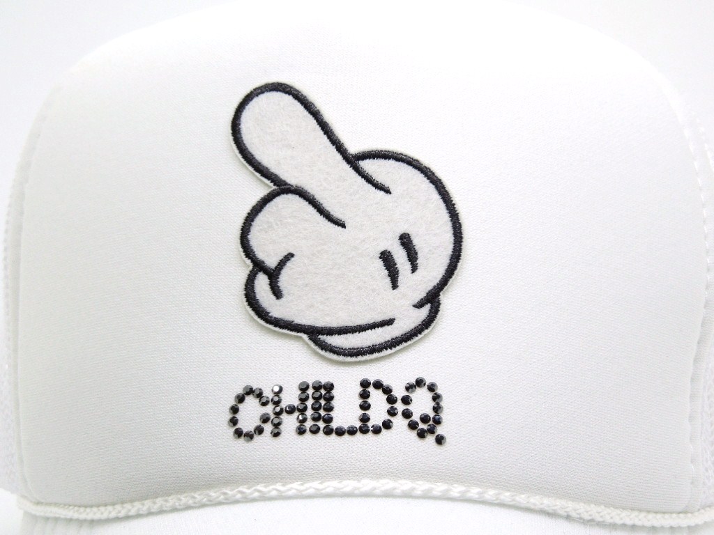 Hand emblem Swarovski white
