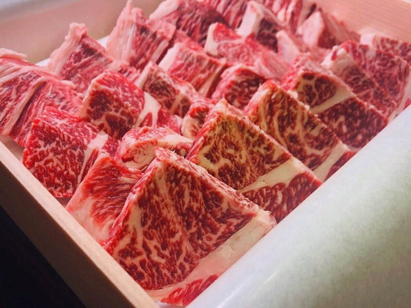 極上近江牛(A5)【ロース】焼肉用 500g