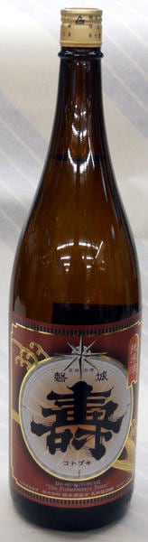 【震災で福島から山形へ・・・でも何より酒が旨い！】磐城壽　熟成純米　あかがね　1.8L