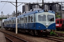 Һ߸ˡĸŴ2000 ꤬Ȥ2001F 2ξåȡ 