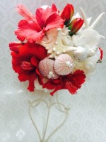 真っ赤なハイビスカス＆貝のブーケ|ブーケ