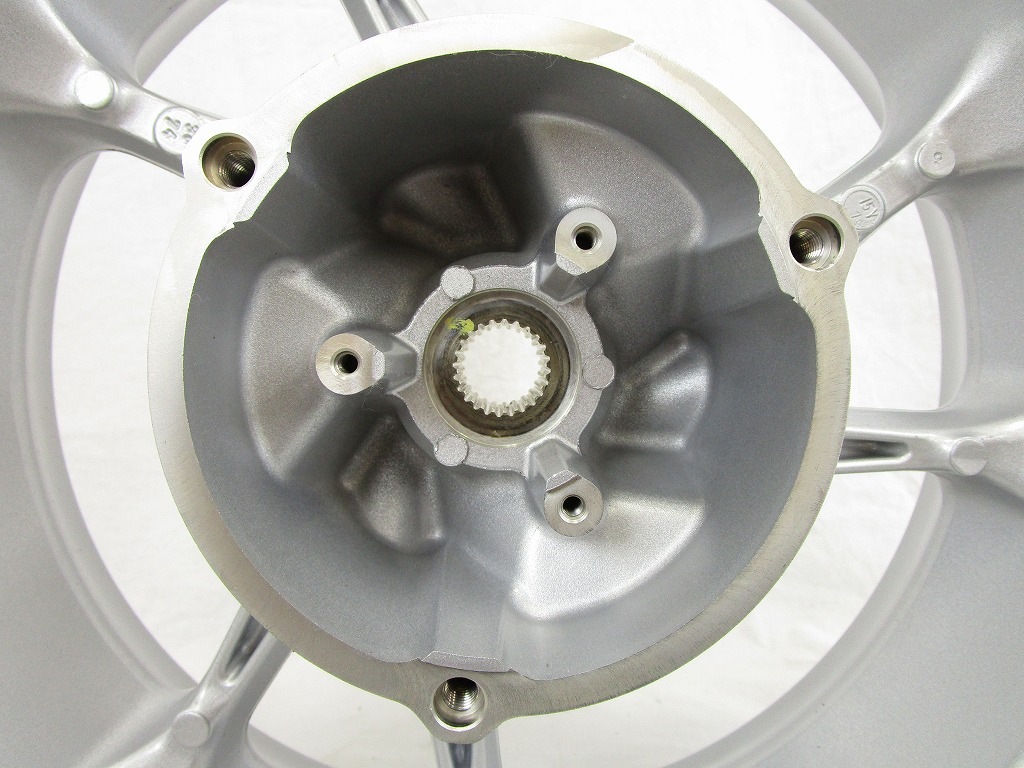 YAMAHA 純正 NMAX125/155 リアホイール #2DP-F5338-01-35 【タイヤマハ
