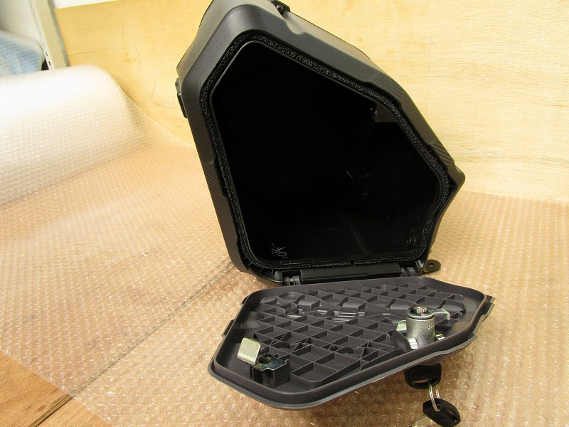 HONDA NAVI110 ホンダ ナビ110 リアキャリア、ラゲッジBOX LEDライト