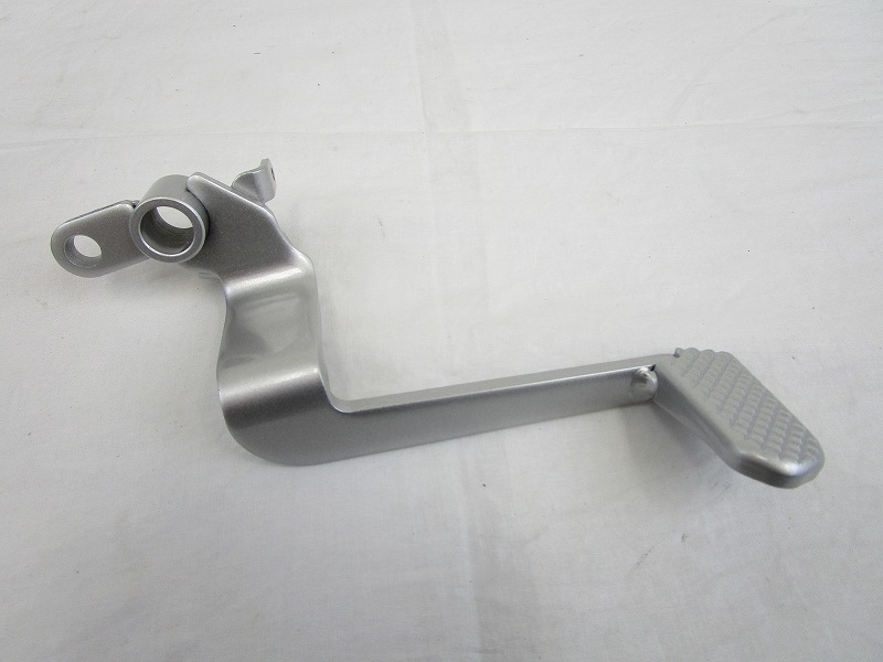 YAMAHA 純正 XSR155 ブレーキペダル #B1V-F7211-00 | オートバイ部品