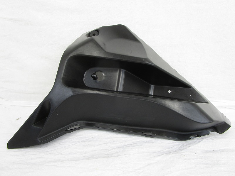 スズキ ジクサーSFサイドカウル　右 SUZUKI 純正 ジクサーSF250 右 インナーサイドカウル #94432-41K00-000