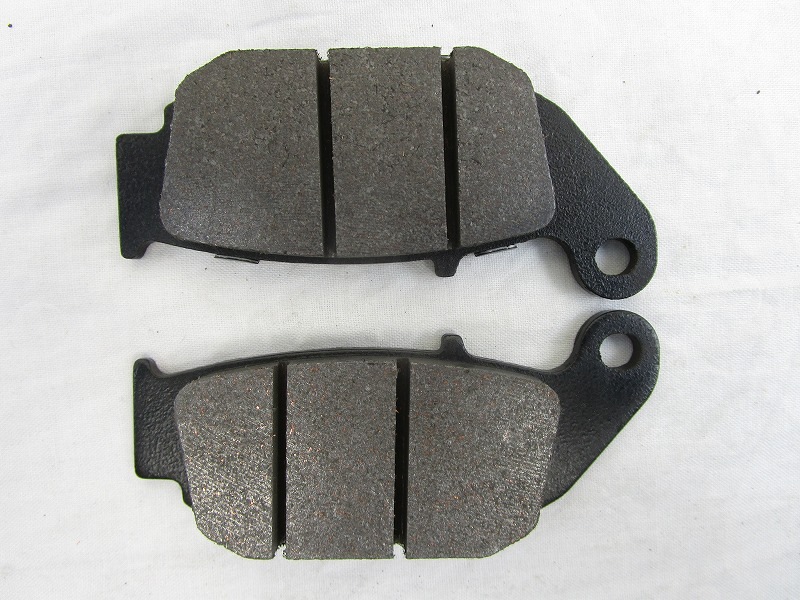 リアブレーキパッド, 、ブレーキパッド オートバイのフロントとリアの
