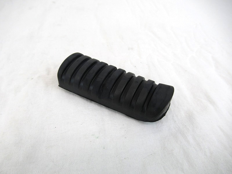 KAWASAKI ���� ����ɥͥ�������W175 STD/TR/SE/CAFE �ᥤ�󥹥ƥåץ�С�[�ե���ȥ��ƥåץ�С�] #34028-0056��STEP,FR,RUBBER��