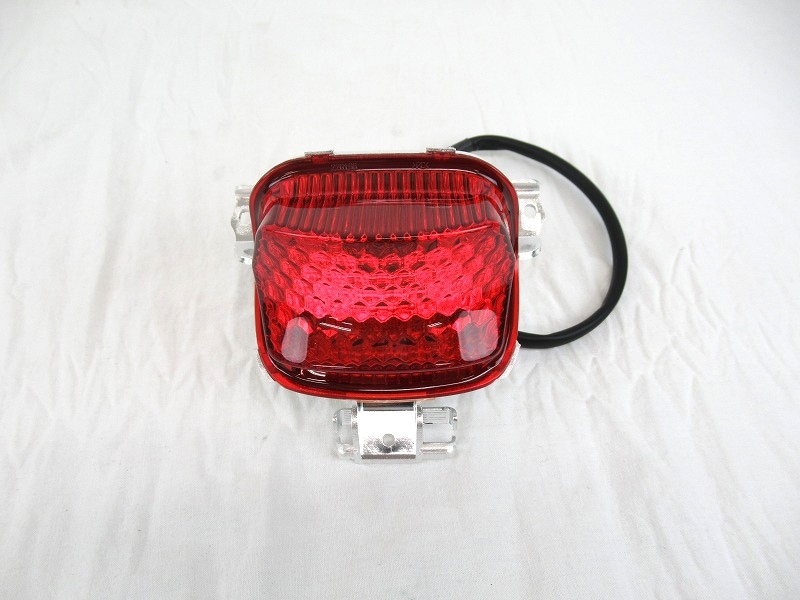 YAMAHA ���� WR155R[����ɥͥ�������] �ơ���饤�ȥ�˥å�ASSY #B3M-H4710-01��TAILLIGHT UNIT ASSY��