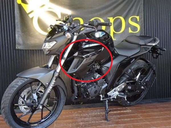 YAMAHA 純正 FZ25 左タンクシュラウド[ブラック] #B97-XF138-00-P2