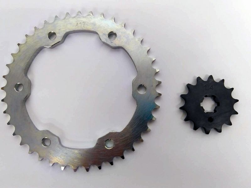 ビンテージ　マエダ　リヤスプロケット　３速　詳しい方限定でお願い致します ビンテージ マエダ リヤスプロケット 3速 詳しい方限定でお願い