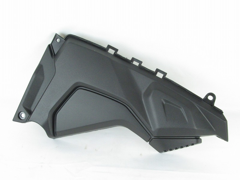 パーツ K HONDA 純正 HORNET2.0 右フロントサイドカバー #83561-K1L-D00 【COVER