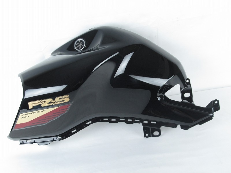 YAMAHA 純正 FZSｰFi デラックス 左タンクサイドカバー 【ブラック