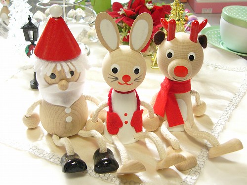 チェコ製 MIVA社 木製 シッティングドール “ナチュラル”＜サンタ