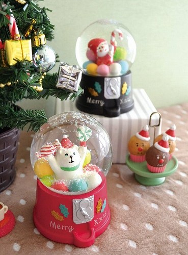 Decole concombre CHRISTMAS スノードーム ガムボール | 【クリスマス