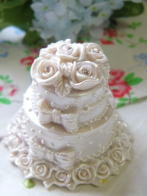 �����˥ƥ�����������ʪ����