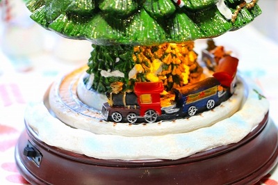 ���ڵ��֤�ư�����㤬�񤦢����������ۡ����ꥹ�ޥ����󥿥����������� �ĥ꡼���ȥ쥤��ۡ����Ρ��ɡ��ࡡ�㥯�ꥹ�ޥ����󥰥�ɥ졼�Żҥ��르����Ĥ��䡡����