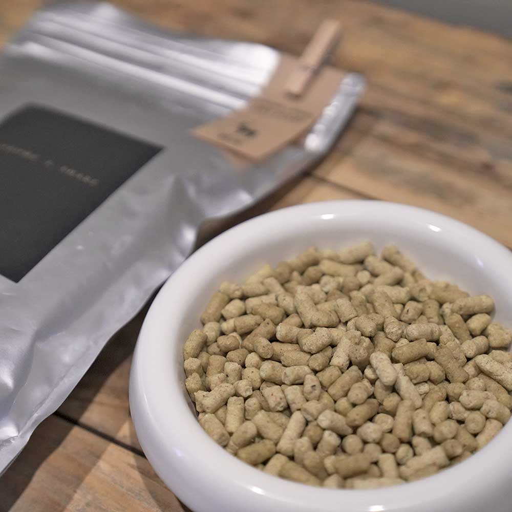 CHROME L SHAKE dry food 鹿肉 500g