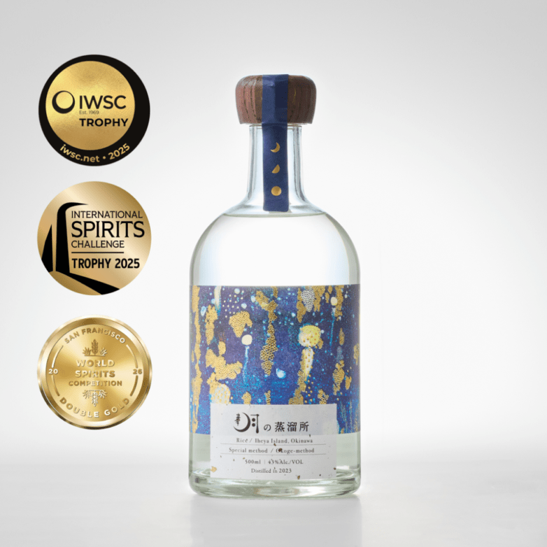 月の蒸溜所43度 500ml（沖縄県伊平屋島産米）【2025IWSC＆ISC最高賞トロフィー受賞】