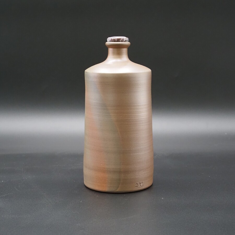 【アウトレット(B級)品】忠孝オリジナル陶器「琉球城焼 900ml空甕 シリコン蓋付き・窯変あり」