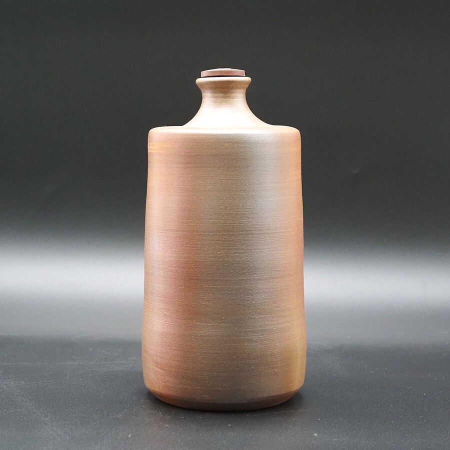 【アウトレット(B級)品】忠孝オリジナル陶器「琉球城焼 ずん胴1000mlサイズ空甕」 シリコン蓋付き・窯変あり