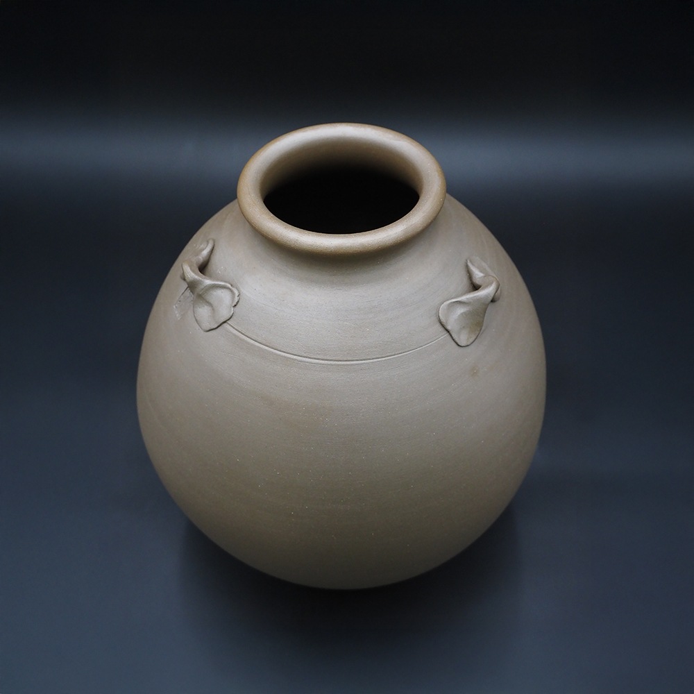 【アウトレット(B級)品】忠孝オリジナル陶器「琉球城焼 三升空甕（5400ml) シリコン蓋付き　窯変なし」