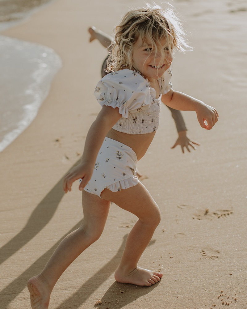 swimsuit daughter 