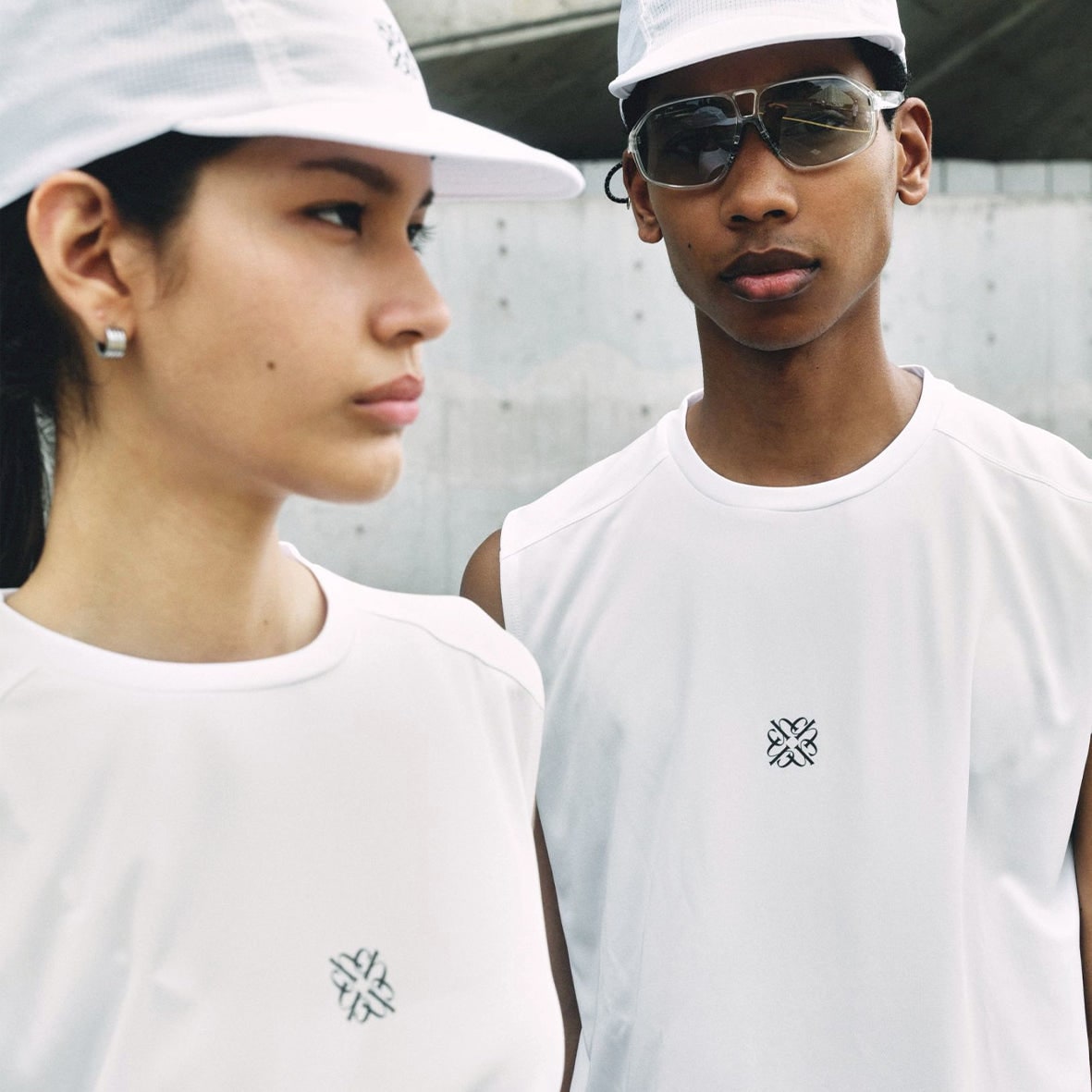 charbon / POLARTEC POWER DRY SLEEVELESS T-SHIRTS（ANAGRAM LOGO）