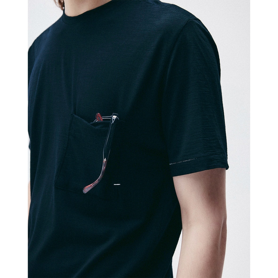 charbon / PIGMENT DYE PRINT T-SHIRTS WHITE RED