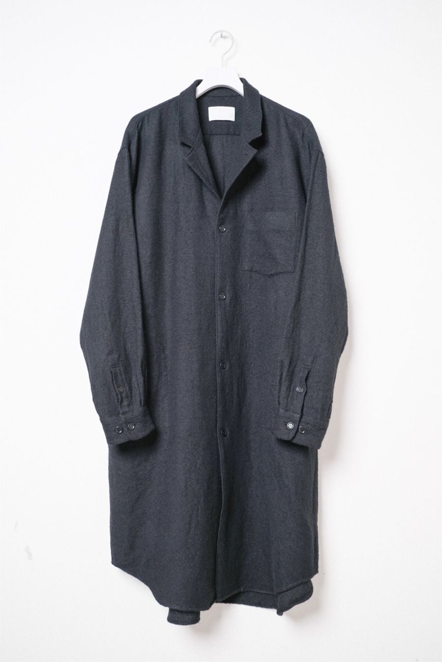 WEWILL ウィーウィル　オーバーサイズ　チェスターコート WEWILL/ウィーウィル】Gorge Long Shirt (Black) Z-019-5001の通販