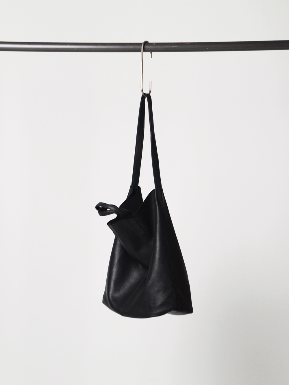 Morphee モルフェ 2WAY ONE SHOULDER M (BLACK) MOM-BLKの通販