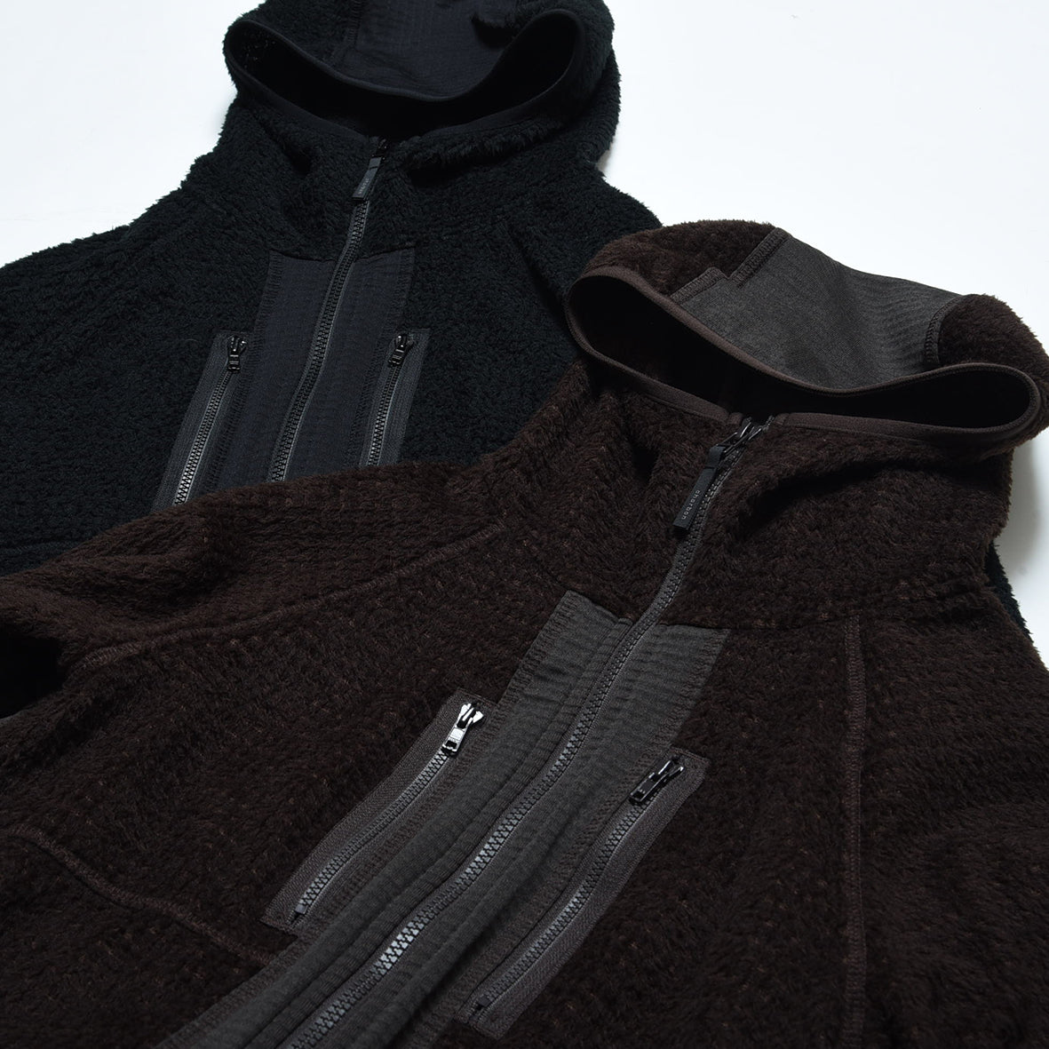 charbon / POLARTEC HYBRID FLEECE HOODIE BLACK