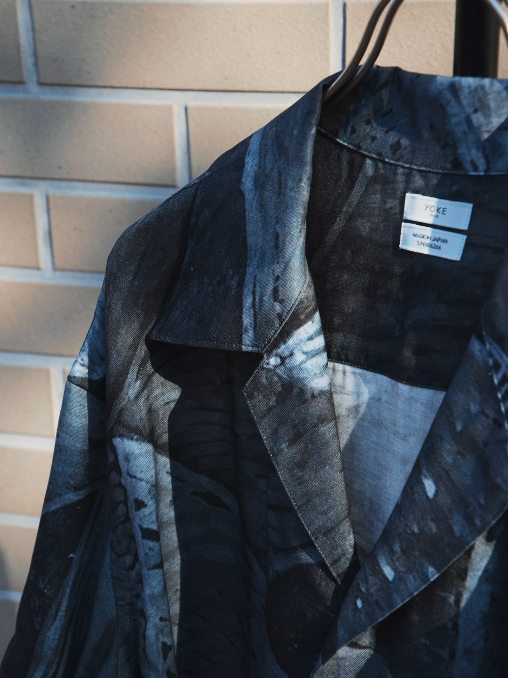 YOKE/ヨーク】Printed Tencell Open Collar Shirt (Black