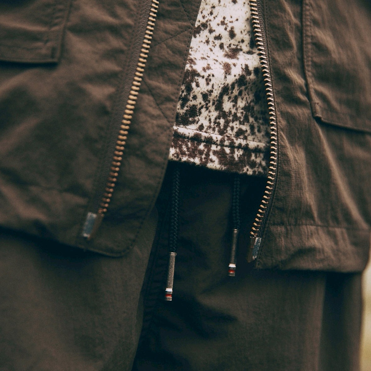 charbon / LIMONTA D/WASHER NYLON ZIP UP PARKA BROWN