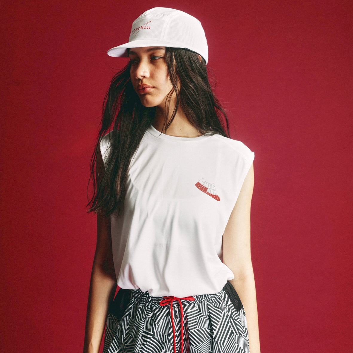 charbon / POLARTEC POWER DRY SLEEVELESS T-SHIRTS WHITE RED