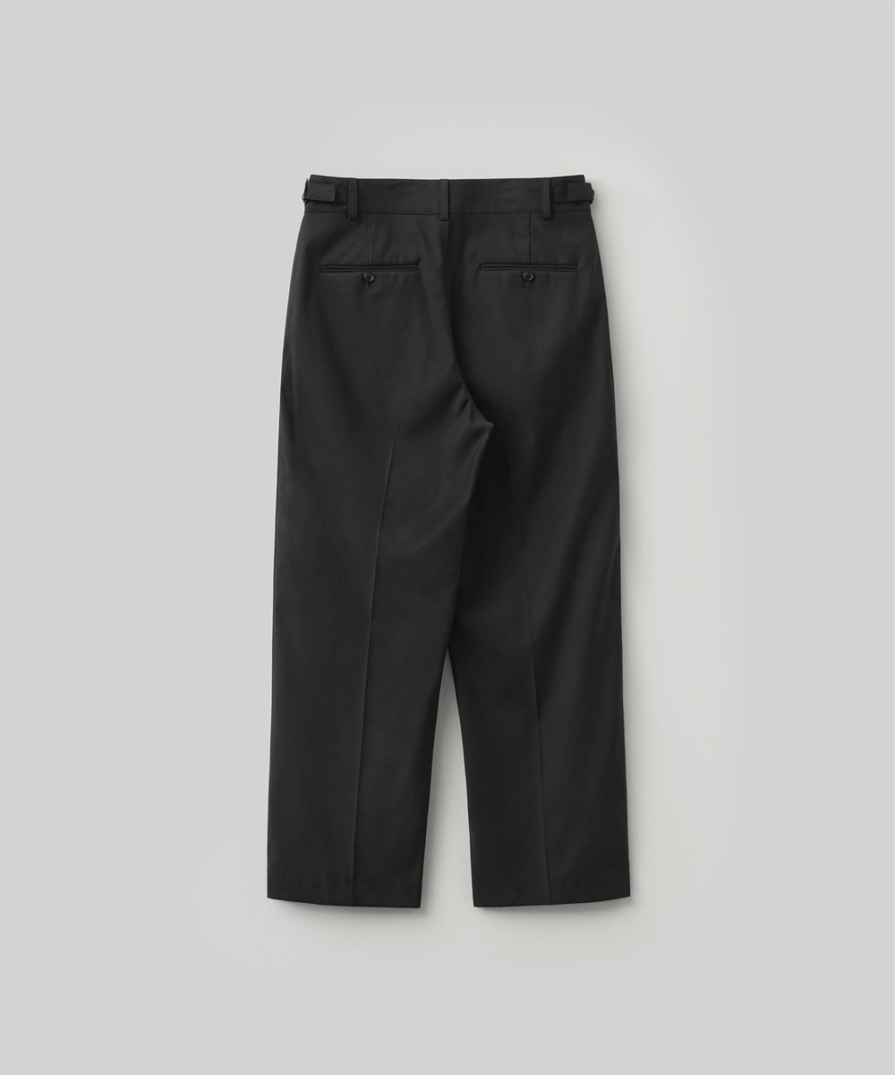 Santiago Slacks (Black) AOFFPT110の通販