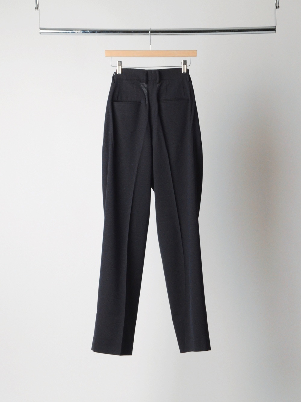 seya./セヤ TRAVEL PANTS (MUD INDIGO) NK03065S06の通販