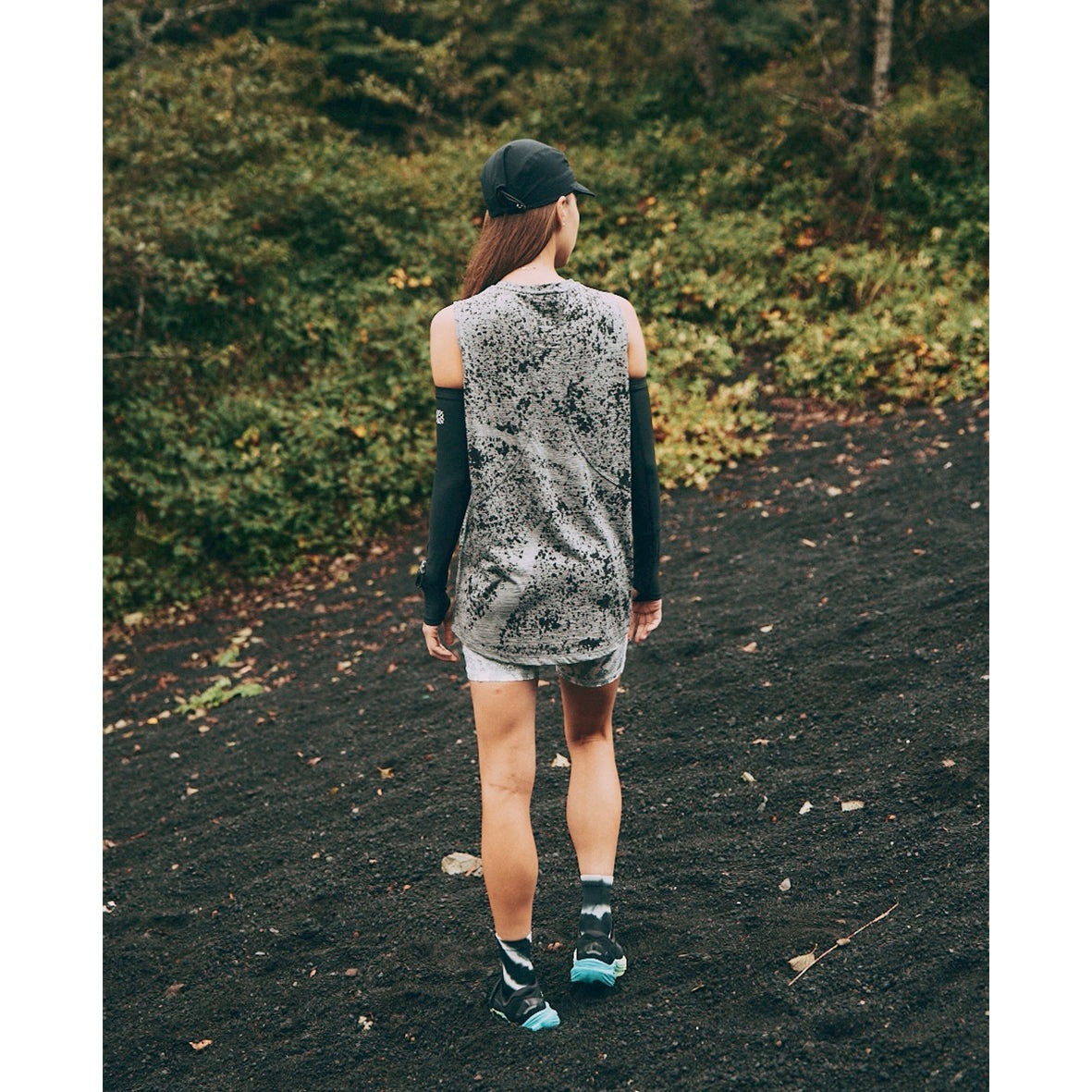 charbon / REDA WOOL SPLASH DYE SLEEVELESS T-SHIRTS GRY×BLK