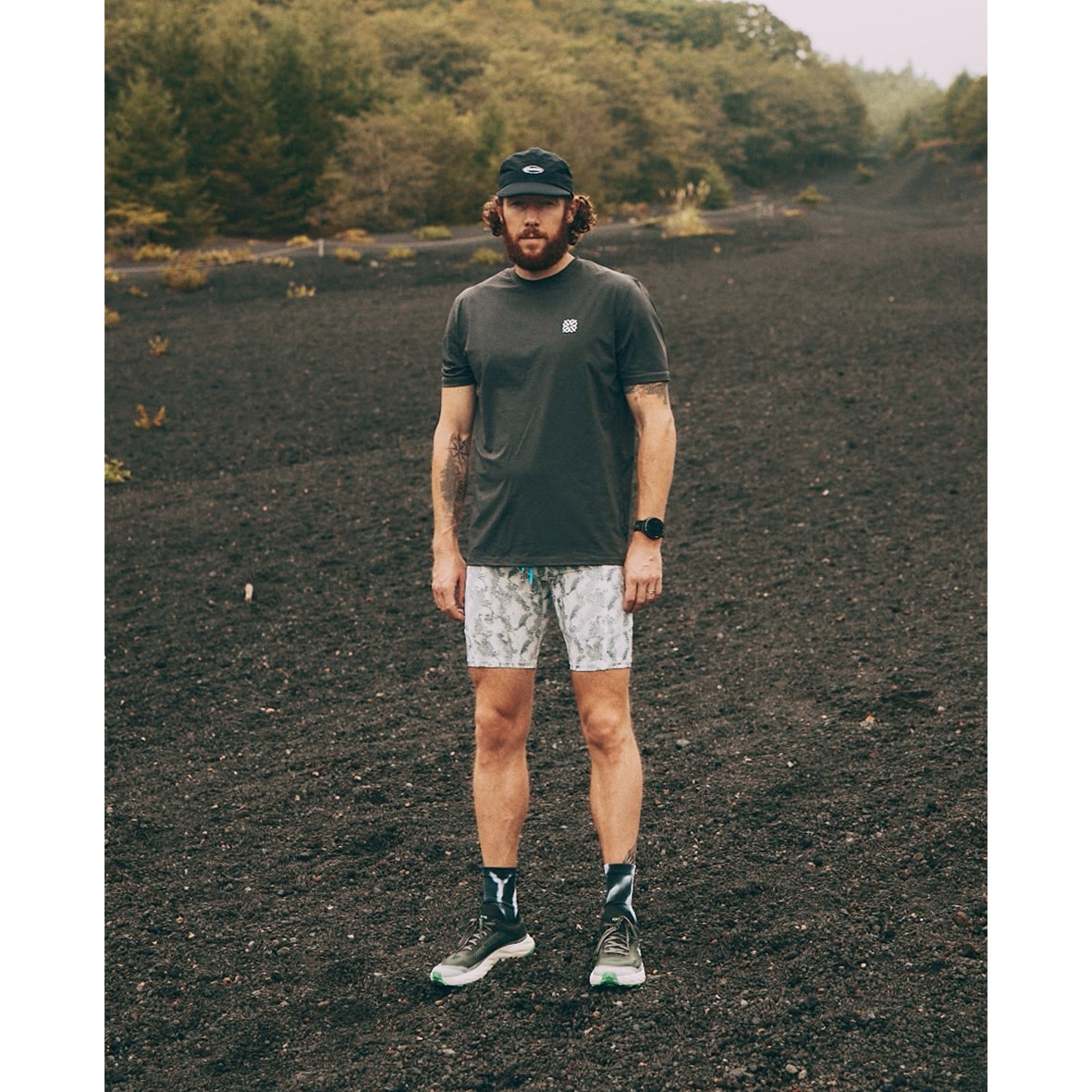 ITALIAN FABRIC BASIC T-SHIRTS Lサイズ ITALIAN FABRIC BASIC T-SHIRTS Lサイズ SIGNATURE T-SHIRT