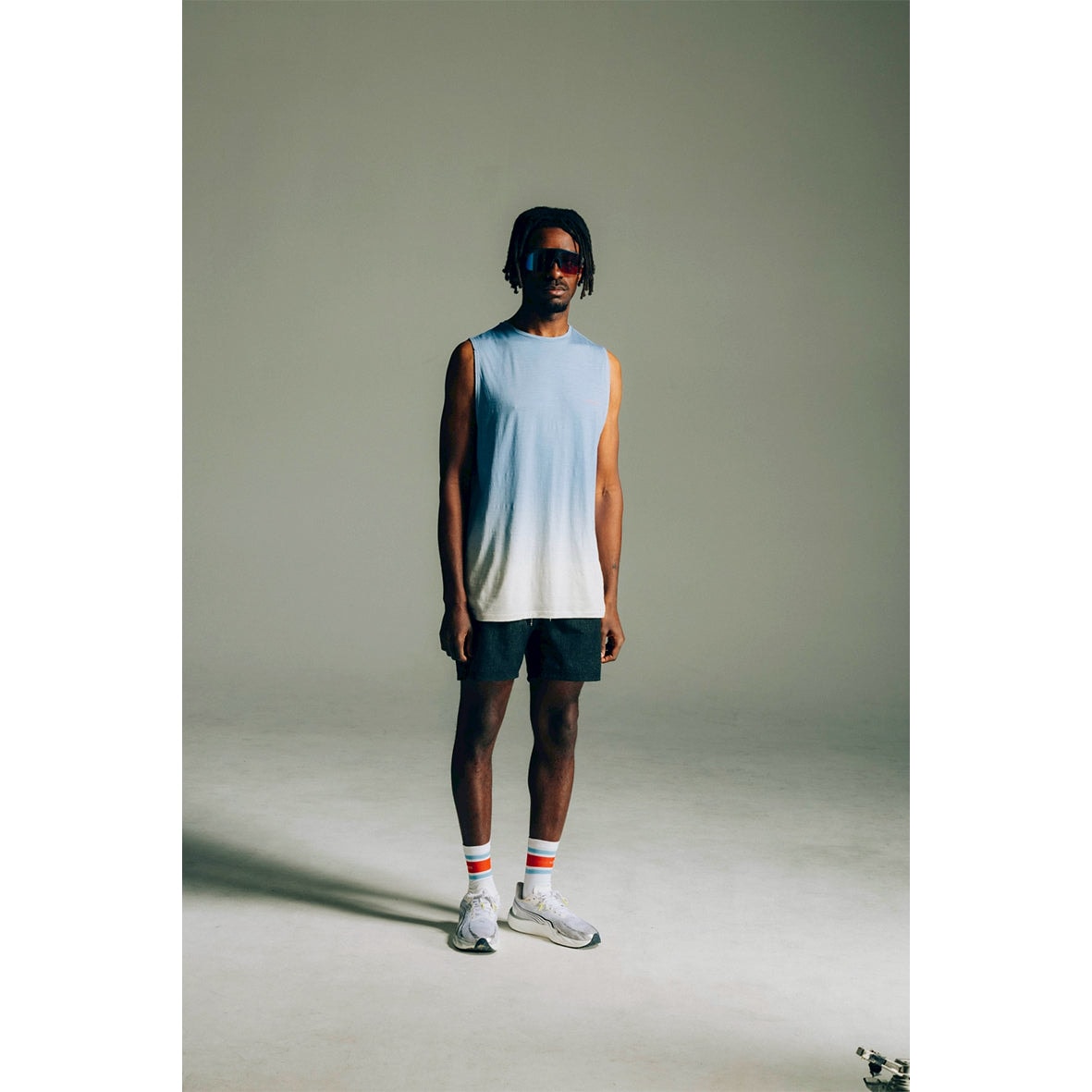 charbon / REDA WOOL DIP DYE SLEEVELESS T-SHIRT LIGHT BLUE