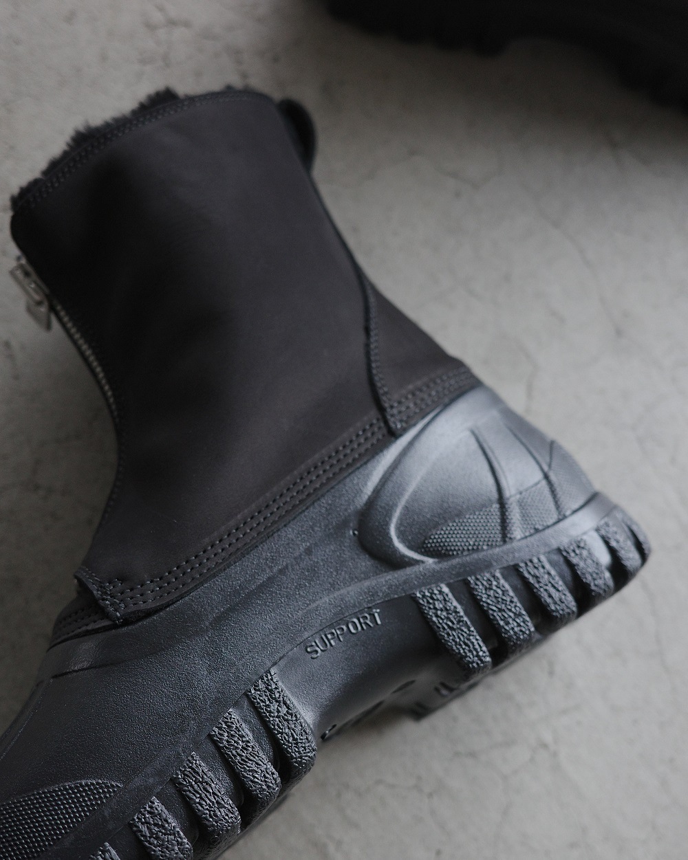 靴 nonnative WORKER ZIP MOUTON DUCK BOOTS nonnative“WORKER ZIP DUCK BOOTS COW LEATHER WITH RUBBER SOLE