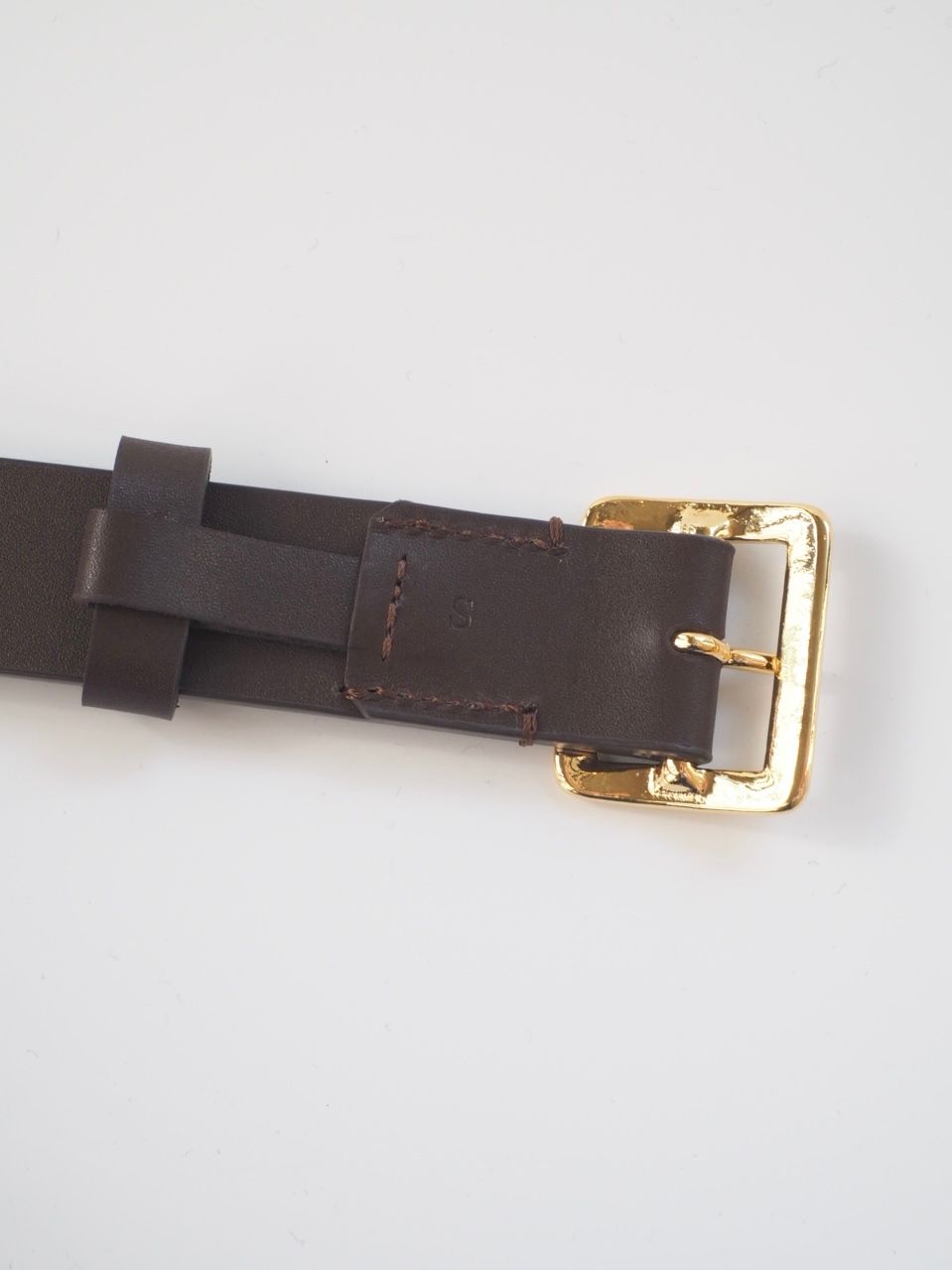 2026FW】SQUARE BUCKLE BELT（BROWN）A00B07RPの通販